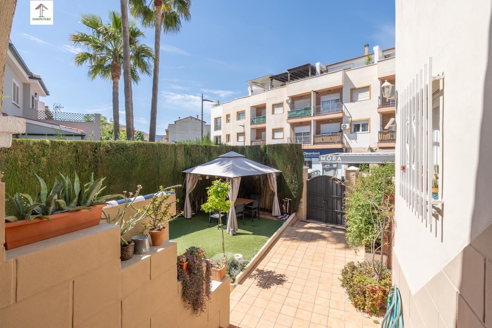 5 bedroom Villa for sale in Gojar with pool garage - € 349,000 (Ref: 9829041)