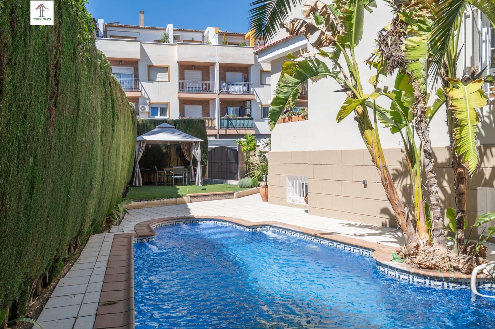 5 bedroom Villa for sale in Gojar with pool garage - € 349,000 (Ref: 9829041)