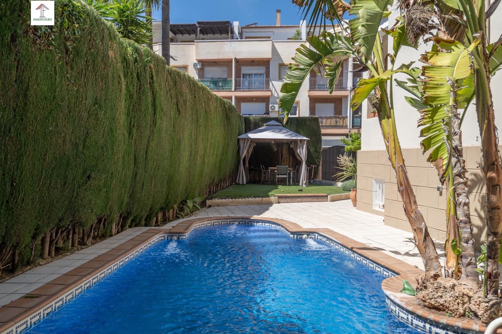 5 bedroom Villa for sale in Gojar with pool garage - € 349,000 (Ref: 9829041)