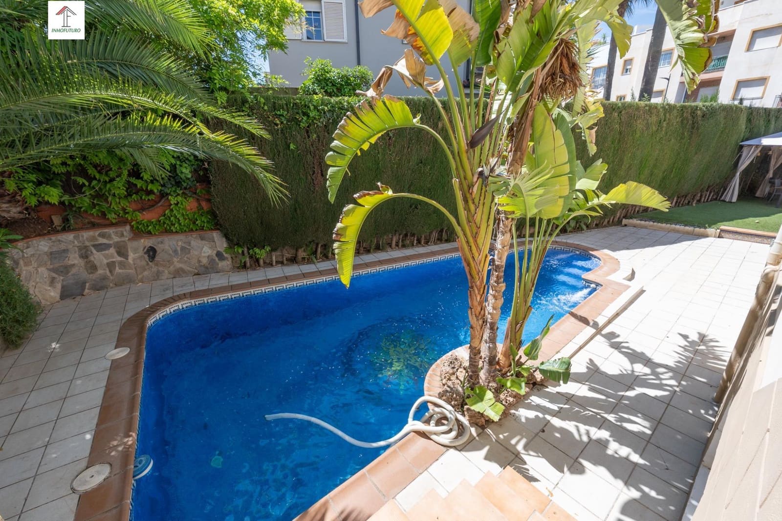 5 bedroom Villa for sale in Gojar with pool garage - € 349,000 (Ref: 9829041)