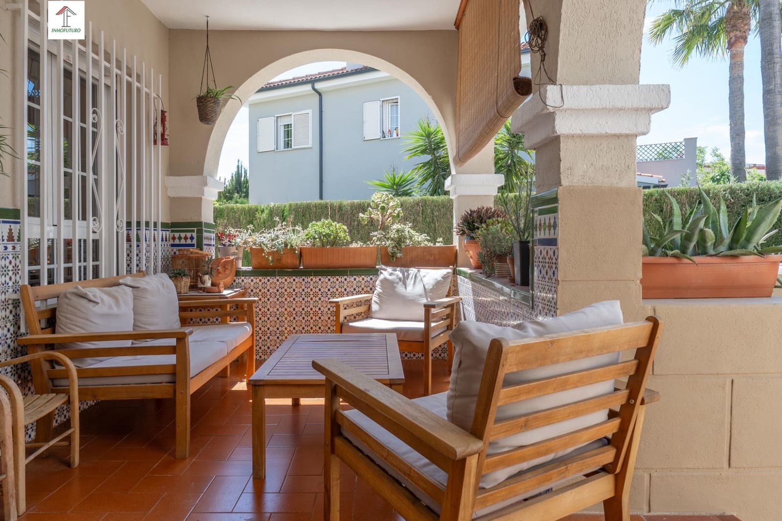 5 bedroom Villa for sale in Gojar with pool garage - € 349,000 (Ref: 9829041)