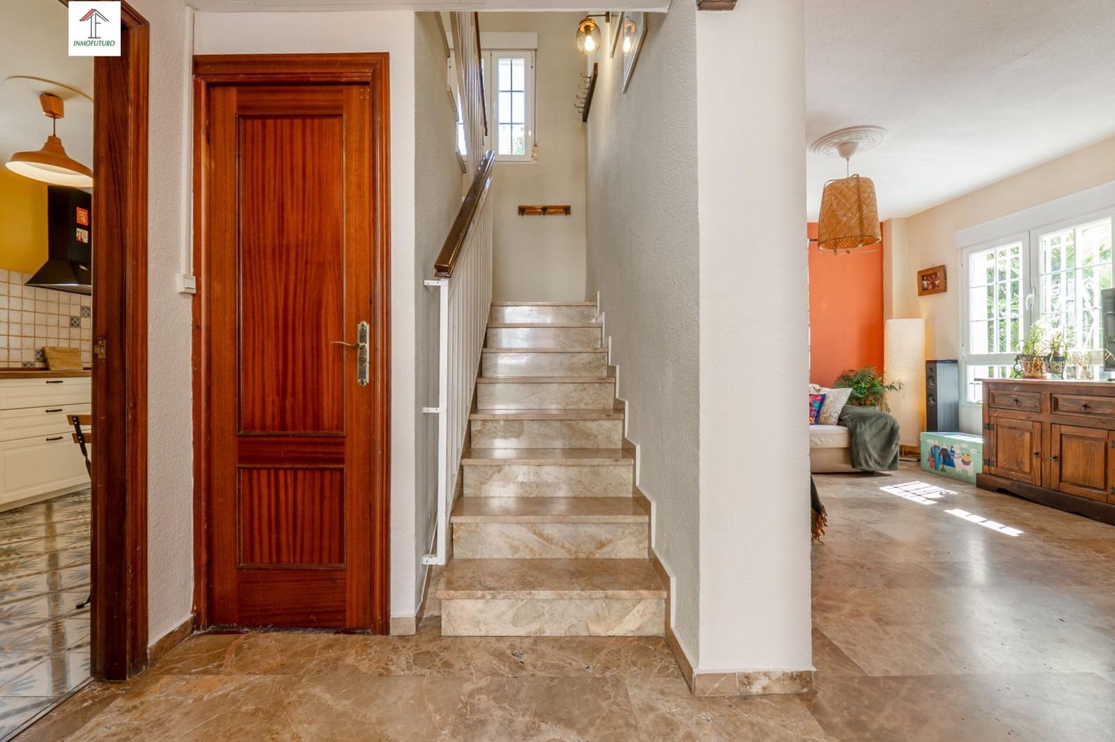 5 bedroom Villa for sale in Gojar with pool garage - € 349,000 (Ref: 9829041)