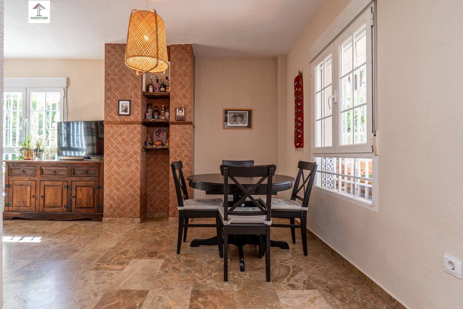 5 bedroom Villa for sale in Gojar with pool garage - € 349,000 (Ref: 9829041)