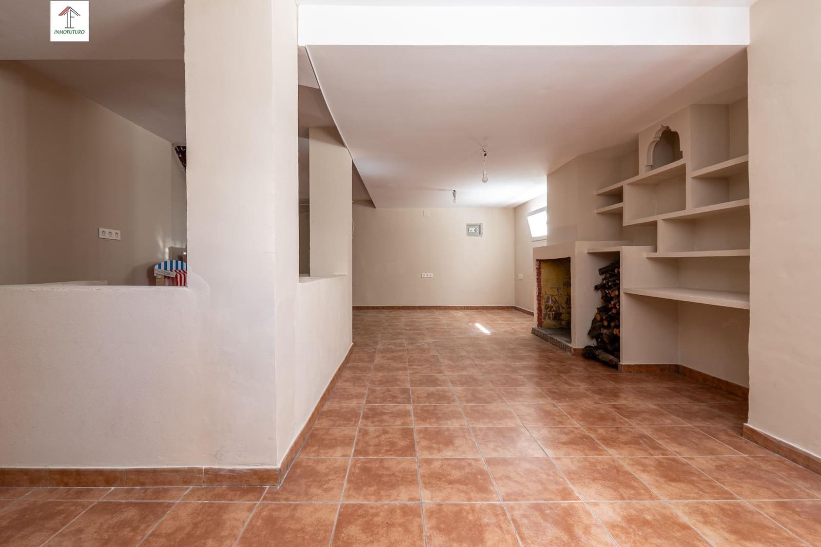 5 bedroom Villa for sale in Gojar with pool garage - € 349,000 (Ref: 9829041)