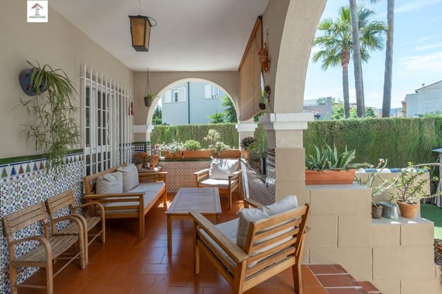 5 soveværelse Villa til salg i Gójar med swimmingpool garage - € 349.000 (Ref: 9829041)