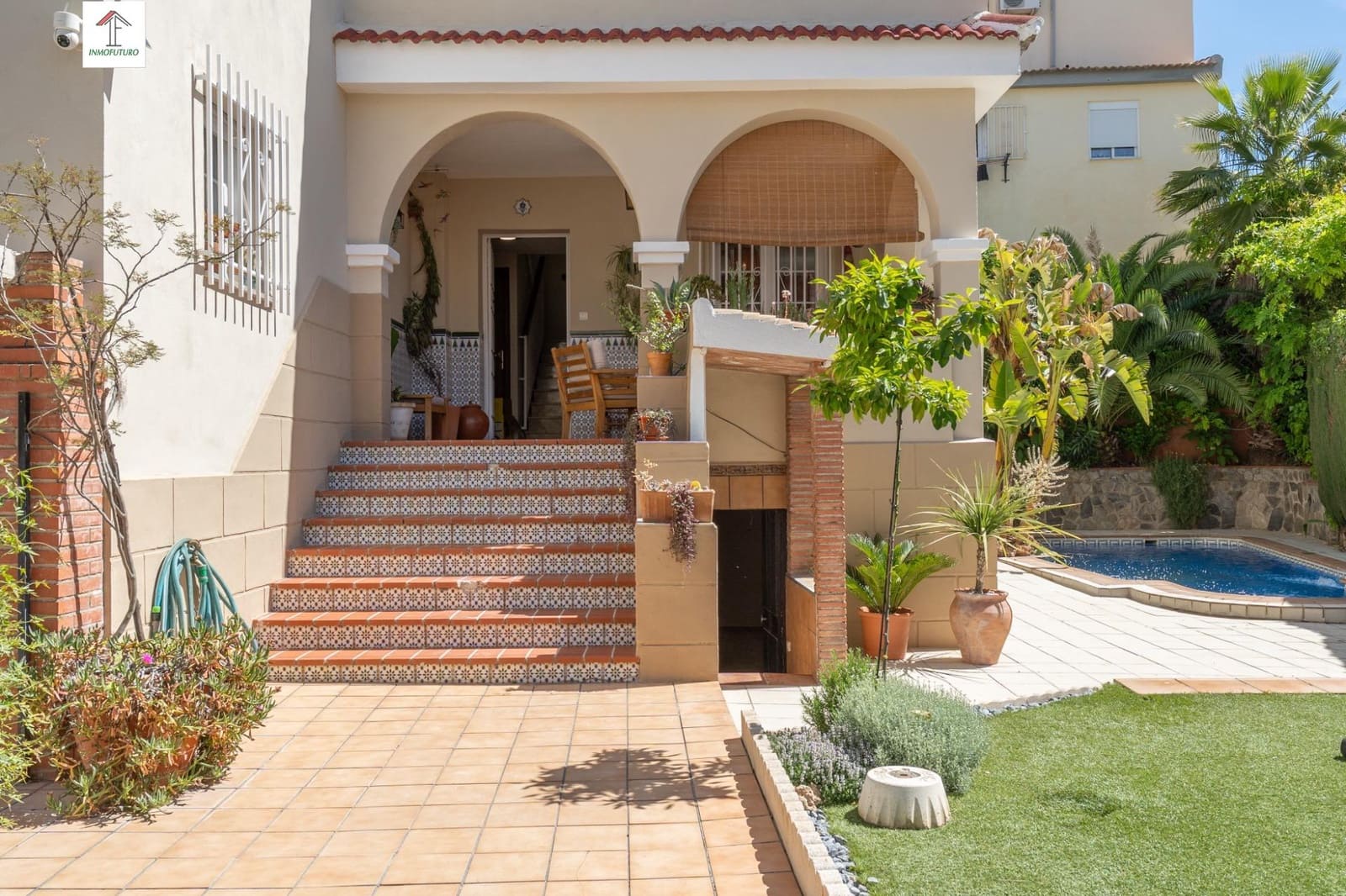 5 bedroom Villa for sale in Gojar with pool garage - € 349,000 (Ref: 9829041)