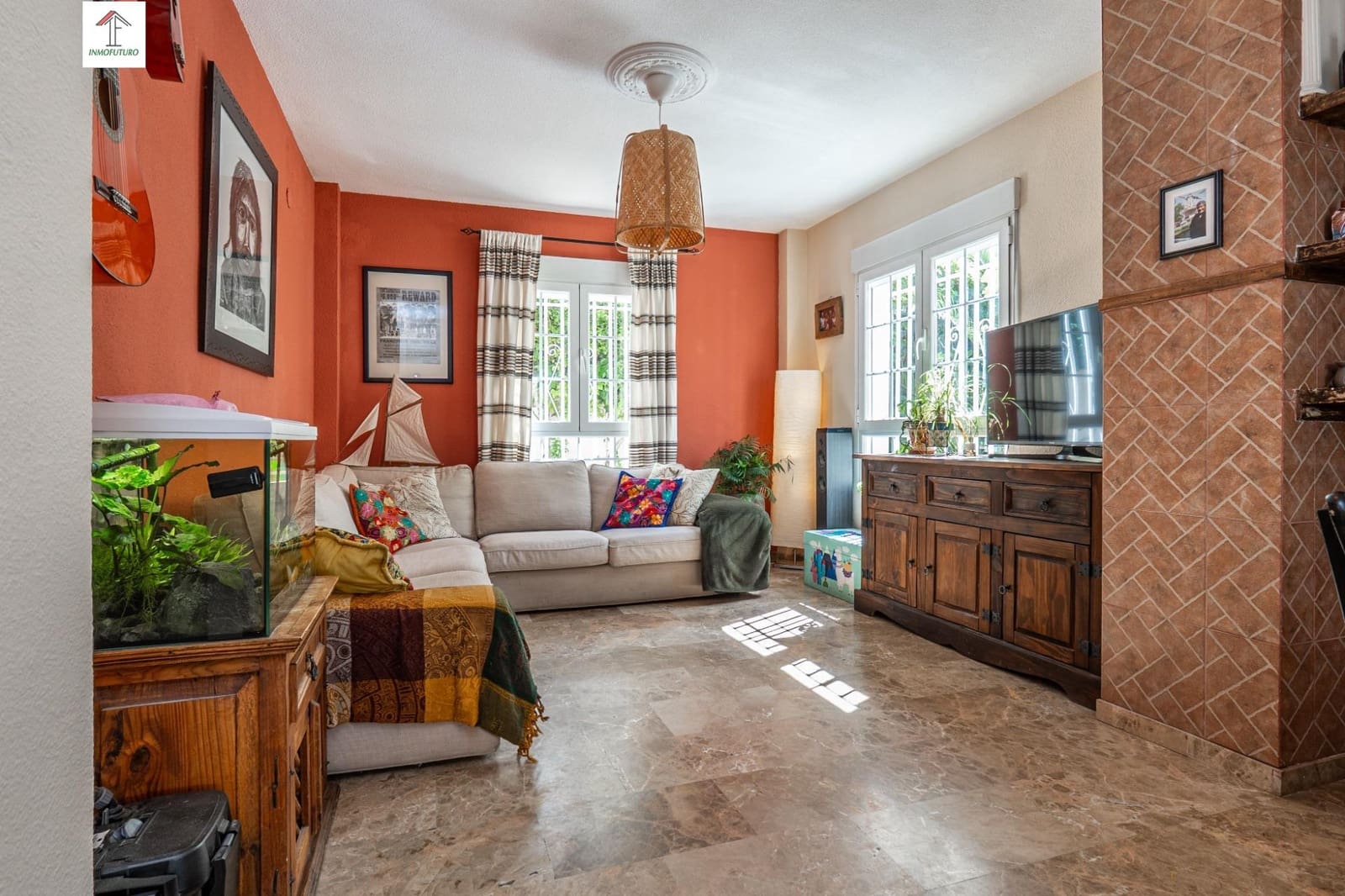 5 bedroom Villa for sale in Gojar with pool garage - € 349,000 (Ref: 9829041)