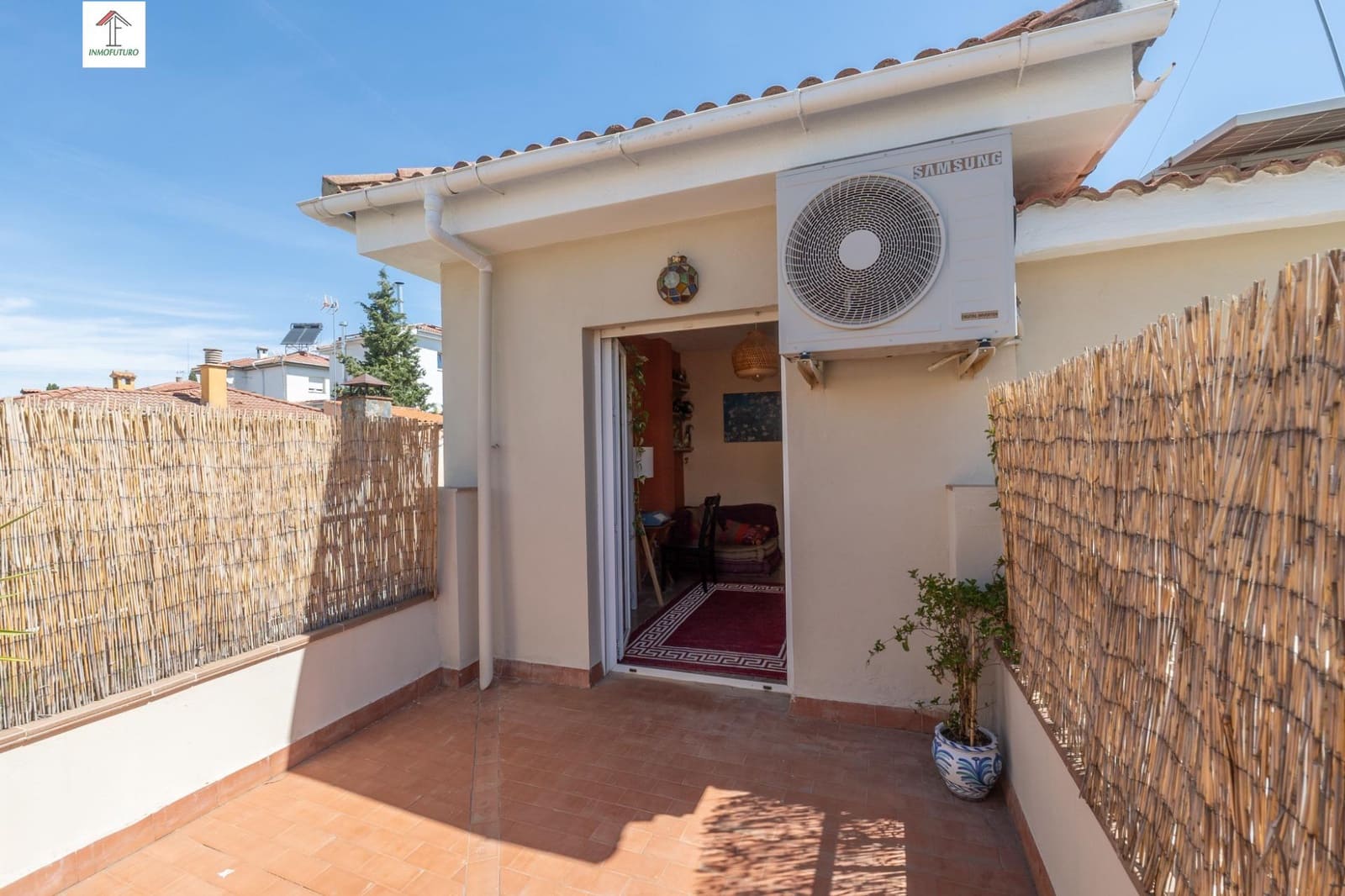5 bedroom Villa for sale in Gojar with pool garage - € 349,000 (Ref: 9829041)