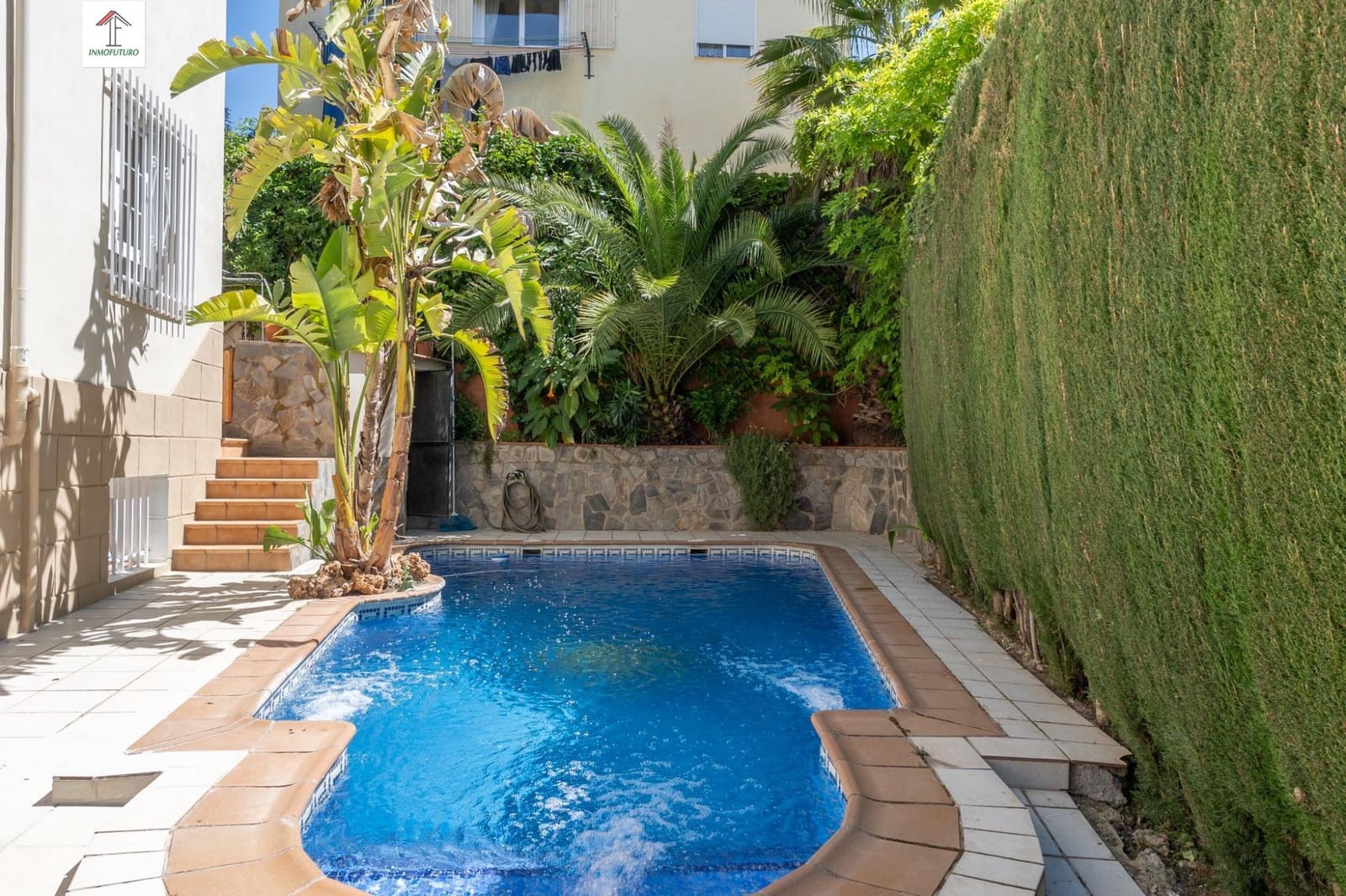 5 bedroom Villa for sale in Gojar with pool garage - € 349,000 (Ref: 9829041)