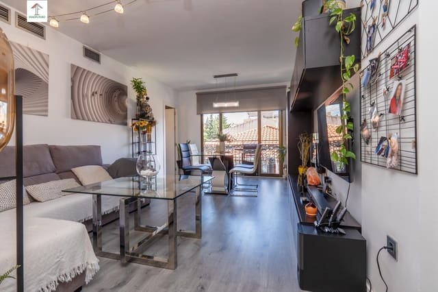4 camera da letto Appartamento in vendita in Huétor Vega con garage - 210.000 € (Rif: 9829042)