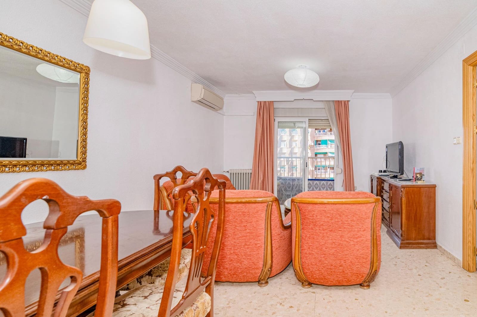 4 sypialnia Mieszkanie na sprzedaż w Miasto Grenada - 225 000 € (Ref: 9833607)