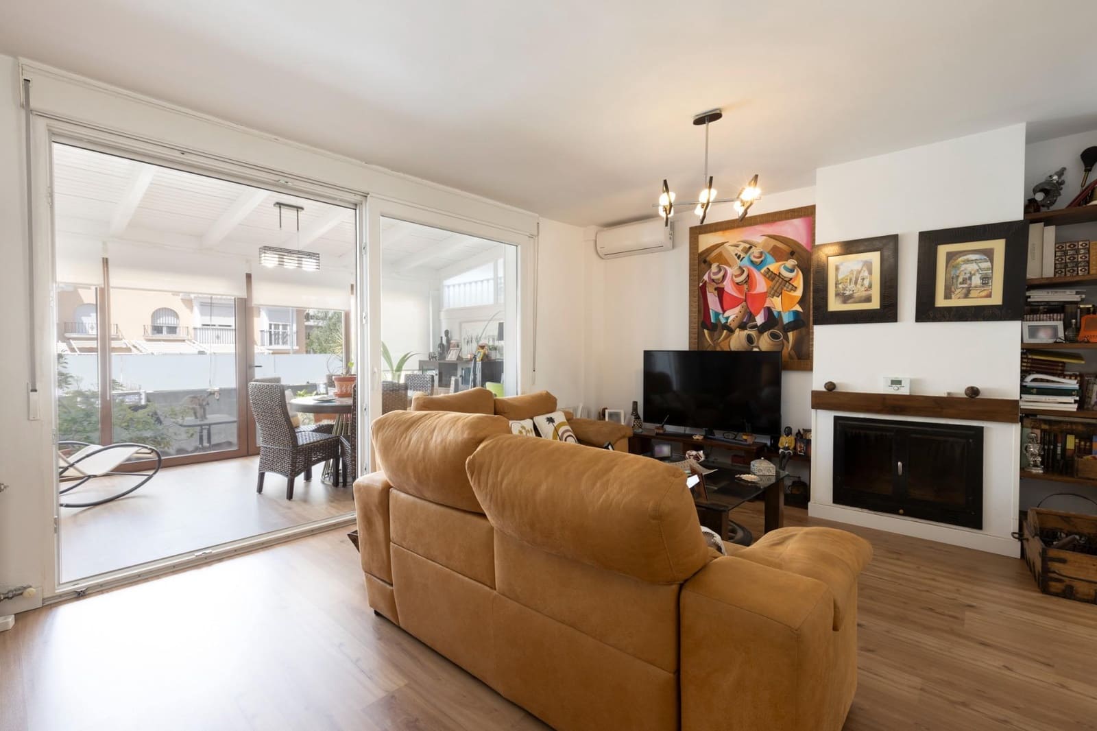 4 bedroom Terraced Villa for sale in Granada city with pool garage - € 435,000 (Ref: 9836625)