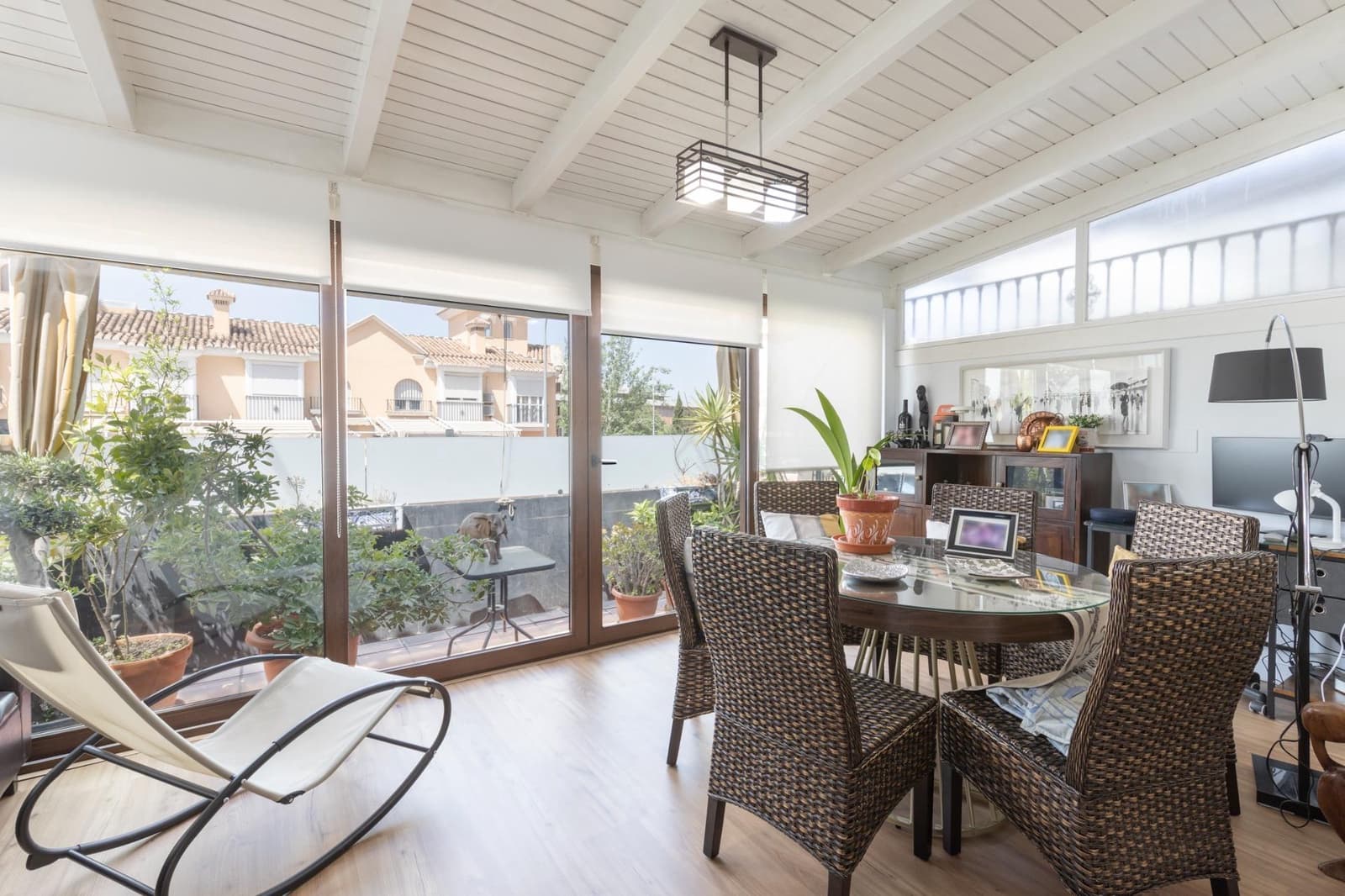 4 bedroom Terraced Villa for sale in Granada city with pool garage - € 435,000 (Ref: 9836625)