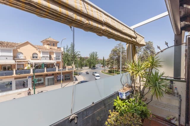 4 bedroom Terraced Villa for sale in Zaidin, Granada city with pool garage - € 435,000 (Ref: 9836625)