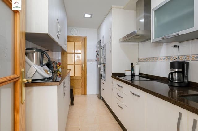 2 soveværelse Penthouse til salg i Atarfe med garage - € 205.000 (Ref: 9843346)