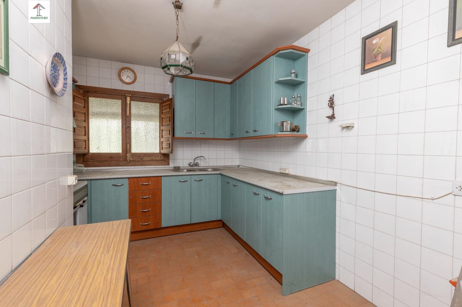 5 bedroom Villa for sale in Cajar with pool garage - € 320,000 (Ref: 9843347)