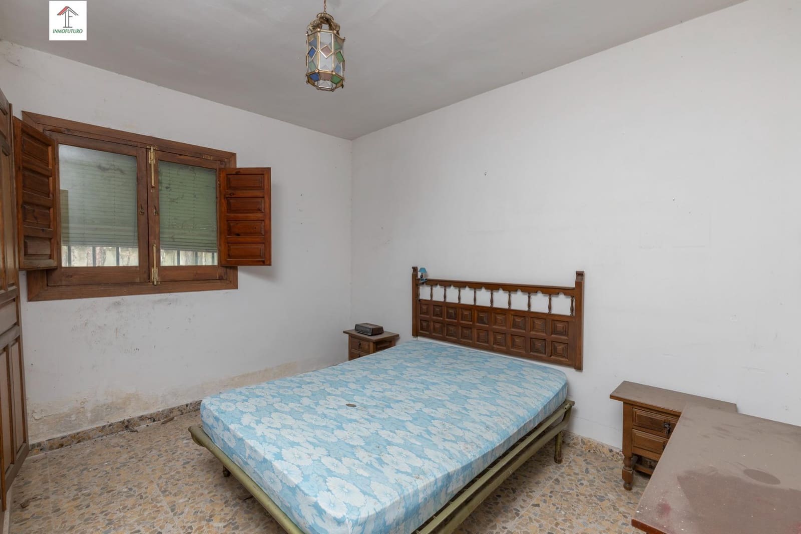 5 bedroom Villa for sale in Cajar with pool garage - € 320,000 (Ref: 9843347)