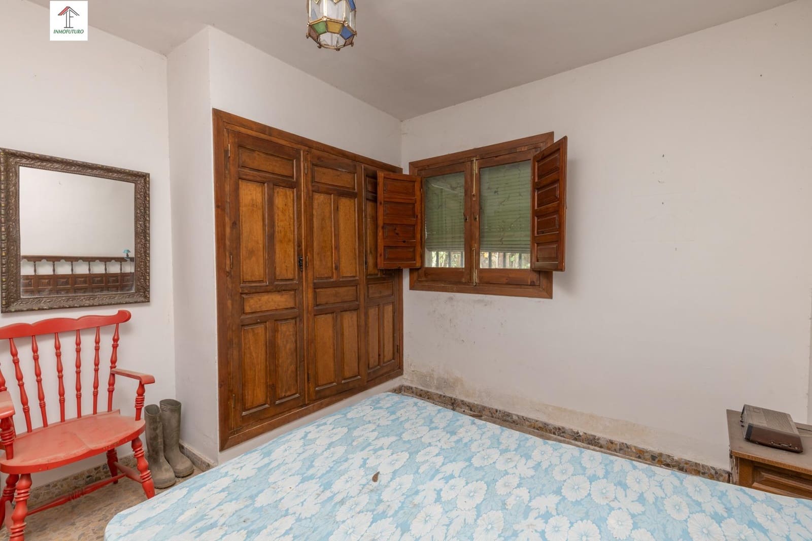 5 bedroom Villa for sale in Cajar with pool garage - € 320,000 (Ref: 9843347)