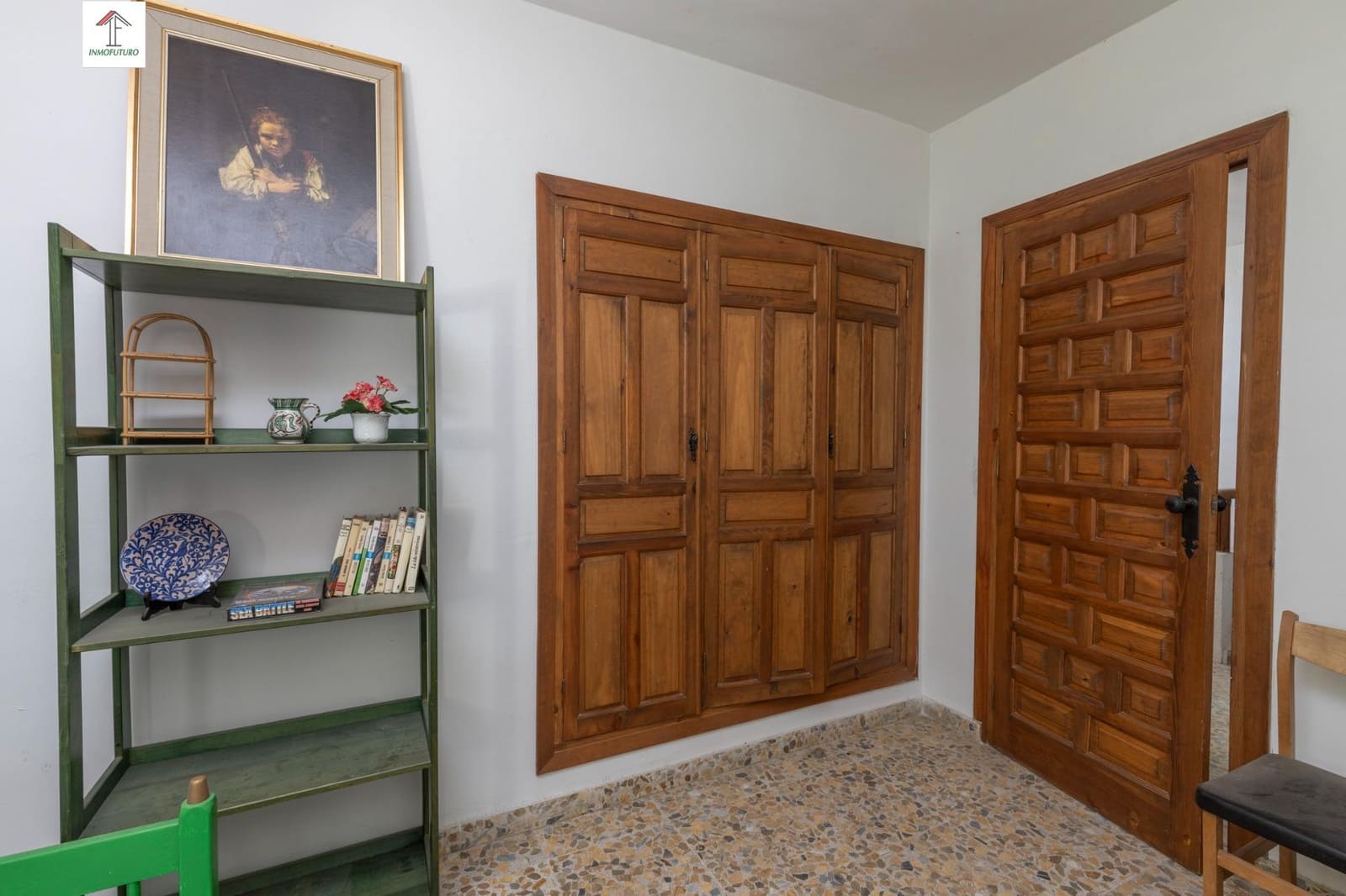 5 bedroom Villa for sale in Cajar with pool garage - € 320,000 (Ref: 9843347)