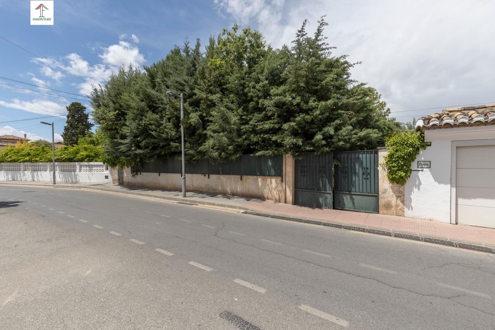 5 bedroom Villa for sale in Cajar with pool garage - € 320,000 (Ref: 9843347)