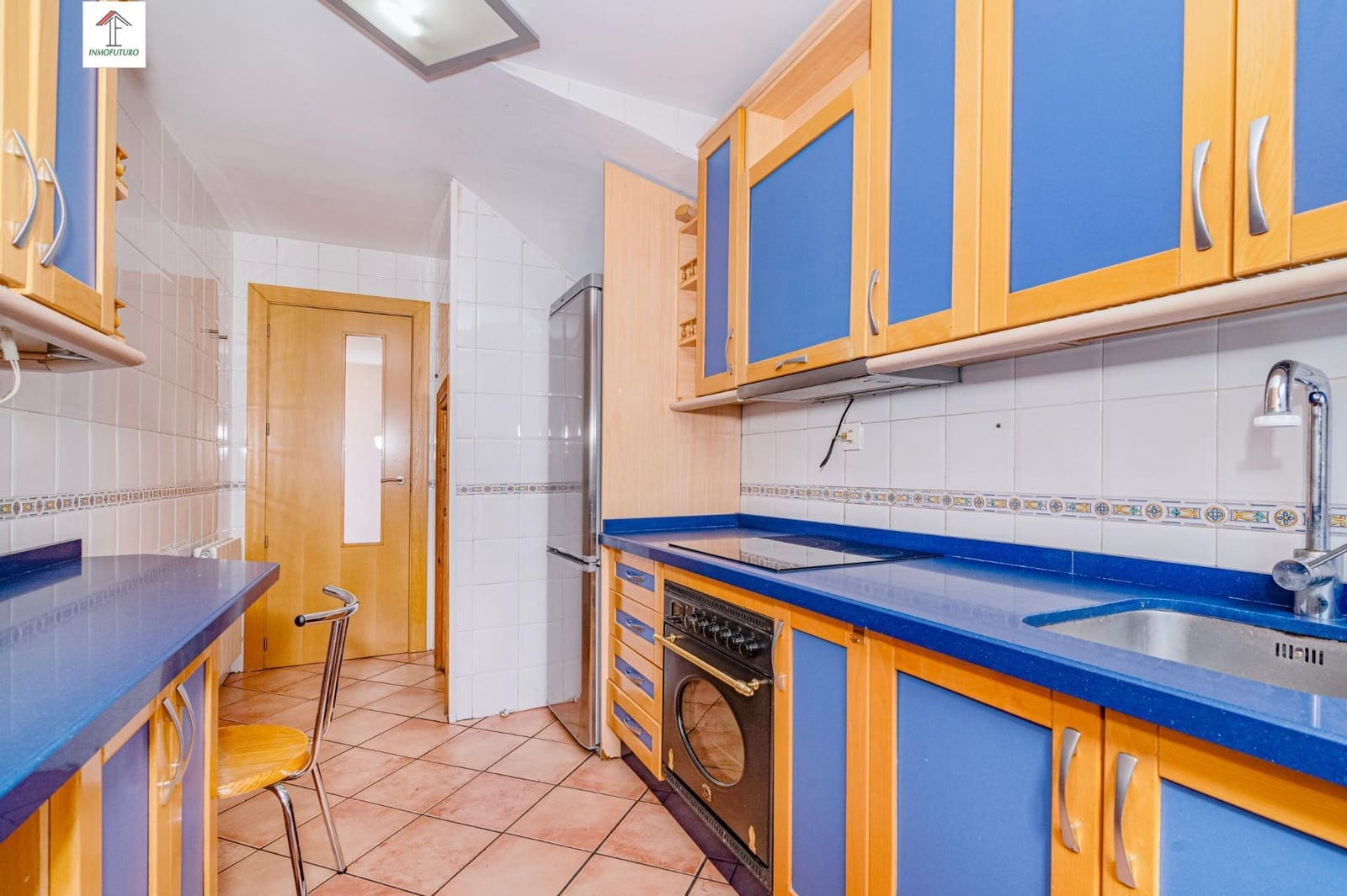 2 soveværelse Rækkehus til salg i Ogijares med garage - € 248.000 (Ref: 9849298)