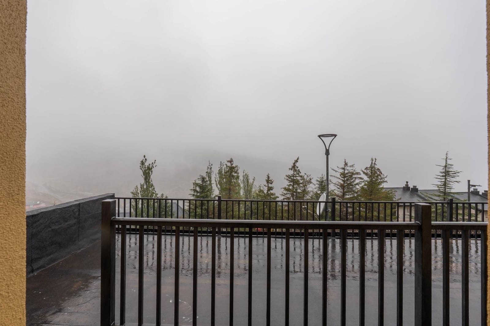 2 bedroom Apartment for sale in Sierra Nevada - € 185,000 (Ref: 9849299)