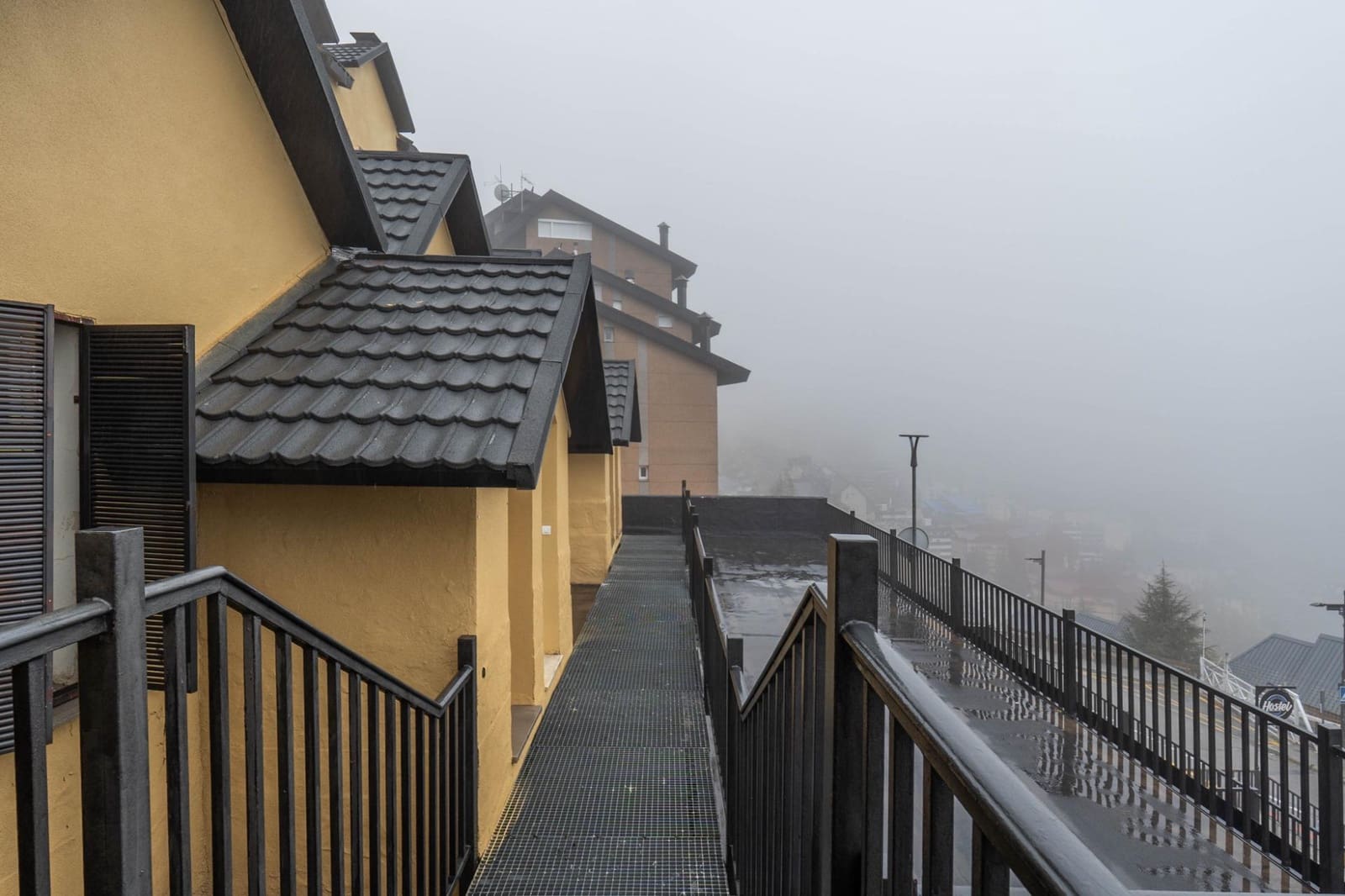 2 bedroom Apartment for sale in Sierra Nevada - € 185,000 (Ref: 9849299)