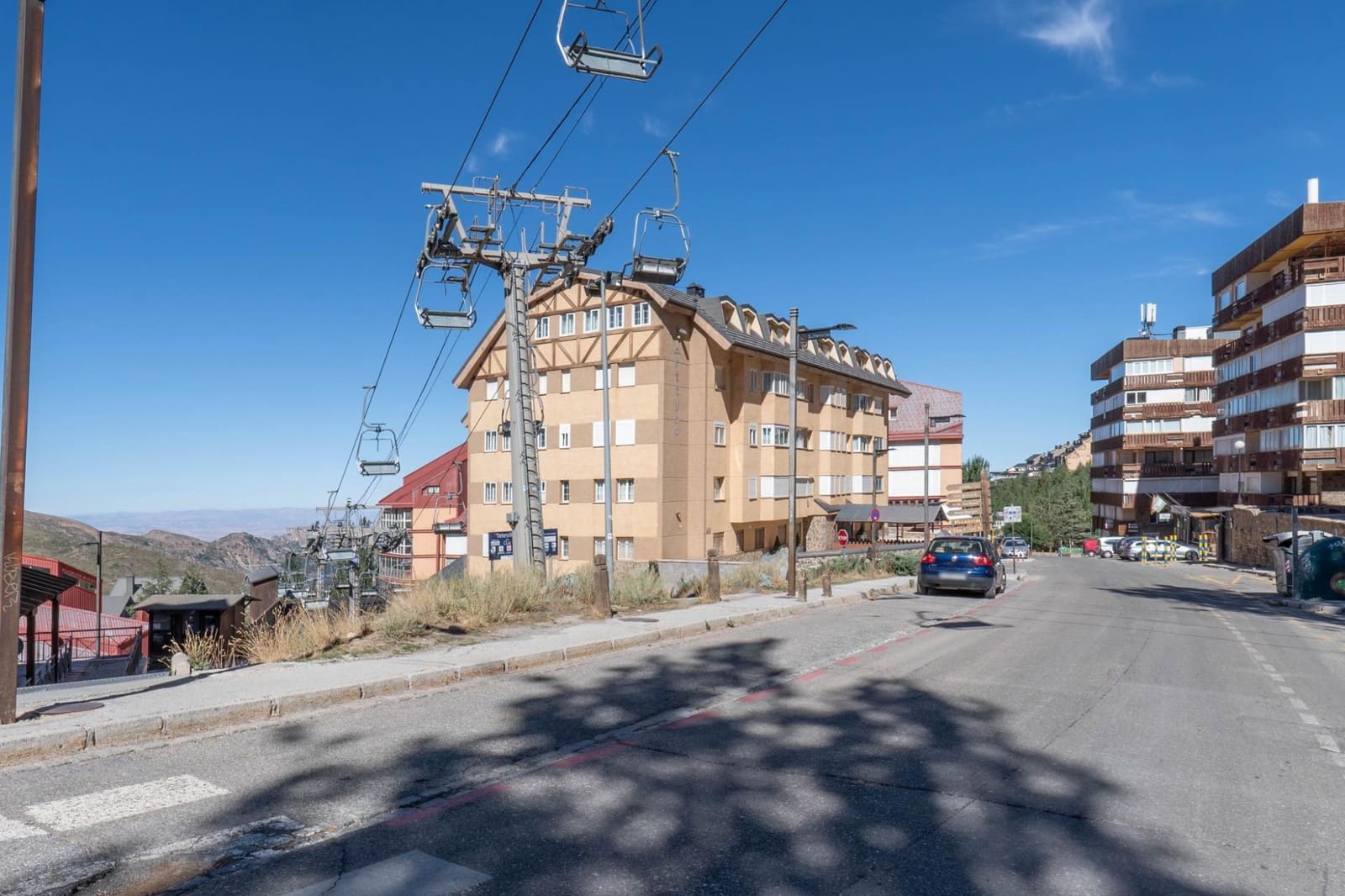 2 bedroom Apartment for sale in Sierra Nevada - € 185,000 (Ref: 9849299)
