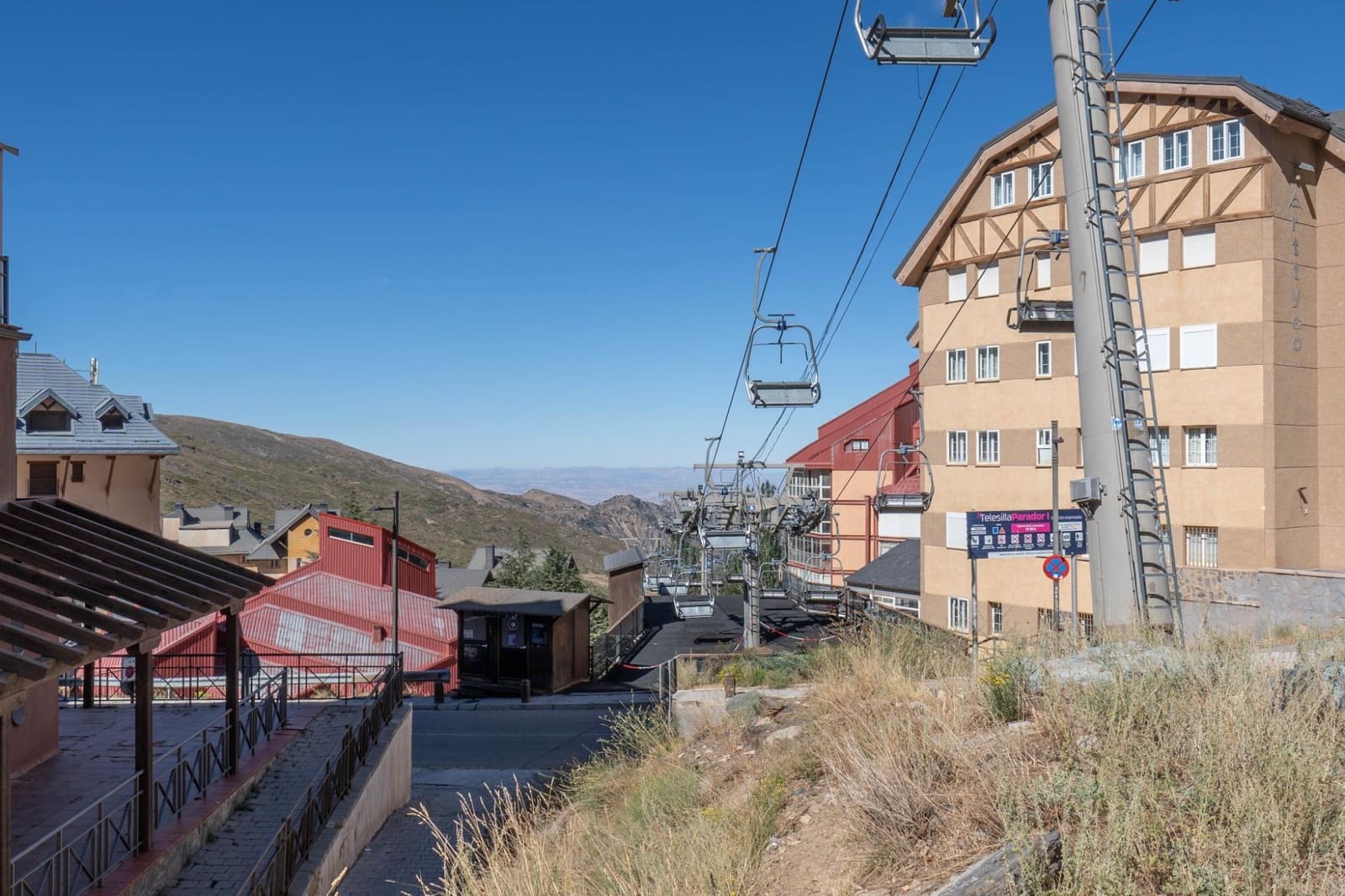 2 bedroom Apartment for sale in Sierra Nevada - € 185,000 (Ref: 9849299)