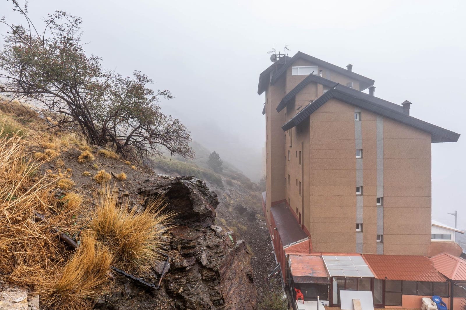 2 bedroom Apartment for sale in Sierra Nevada - € 185,000 (Ref: 9849299)
