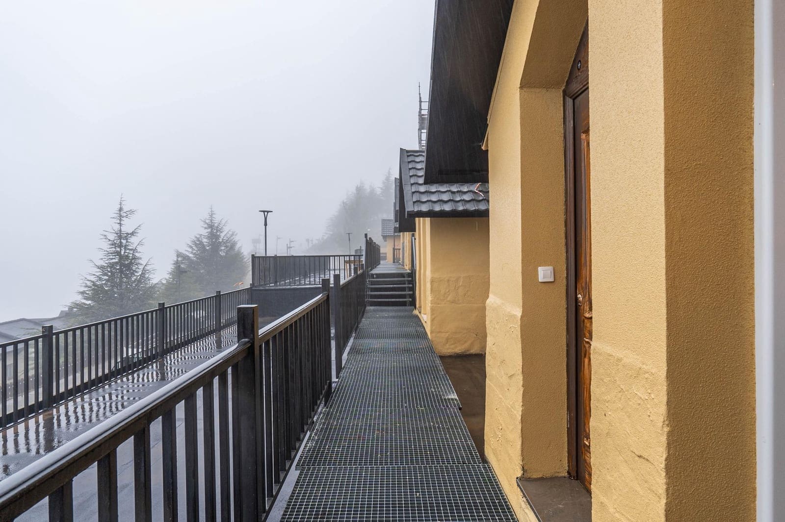 2 bedroom Apartment for sale in Sierra Nevada - € 185,000 (Ref: 9849299)