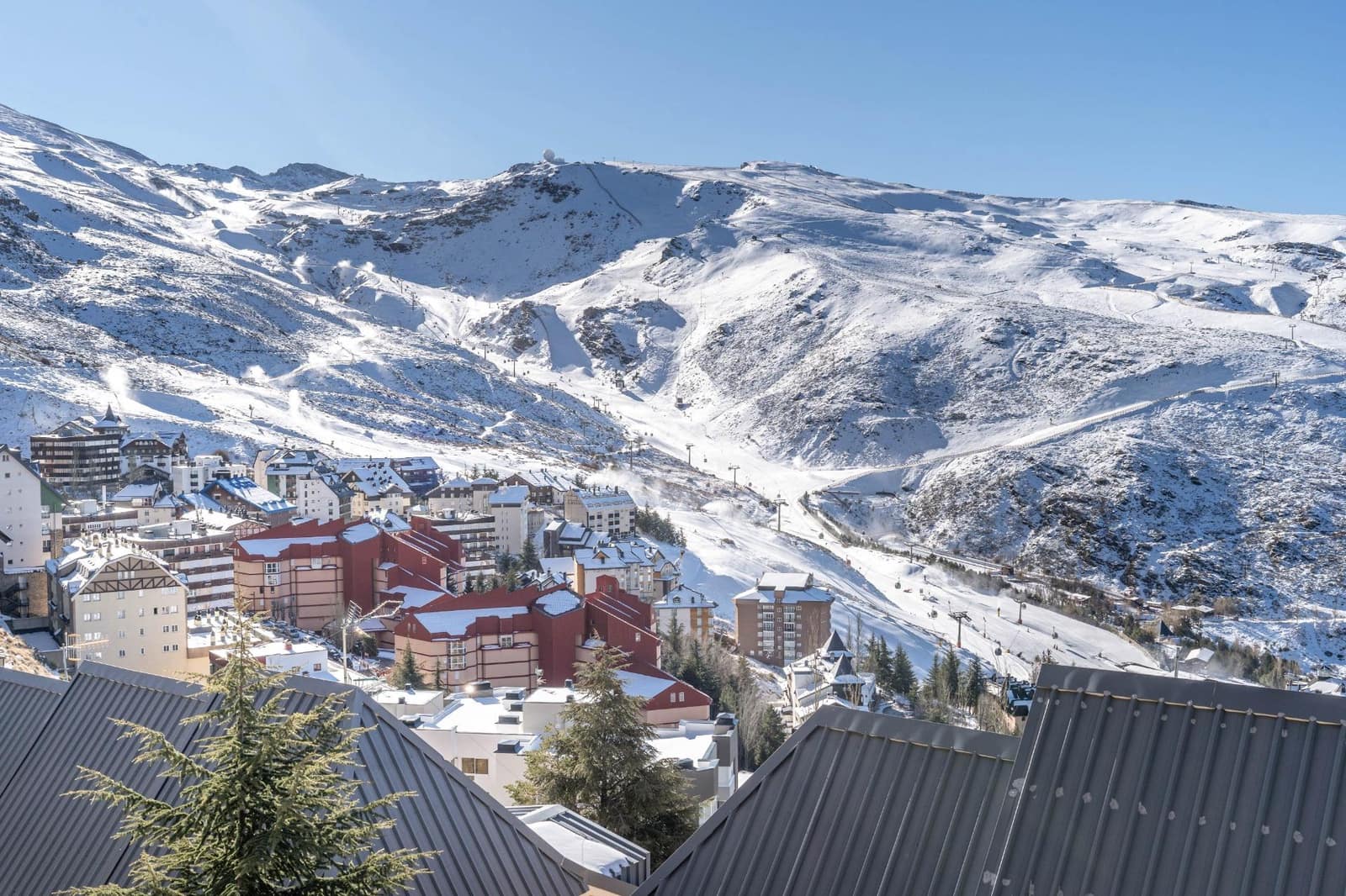 2 bedroom Apartment for sale in Sierra Nevada - € 185,000 (Ref: 9849299)
