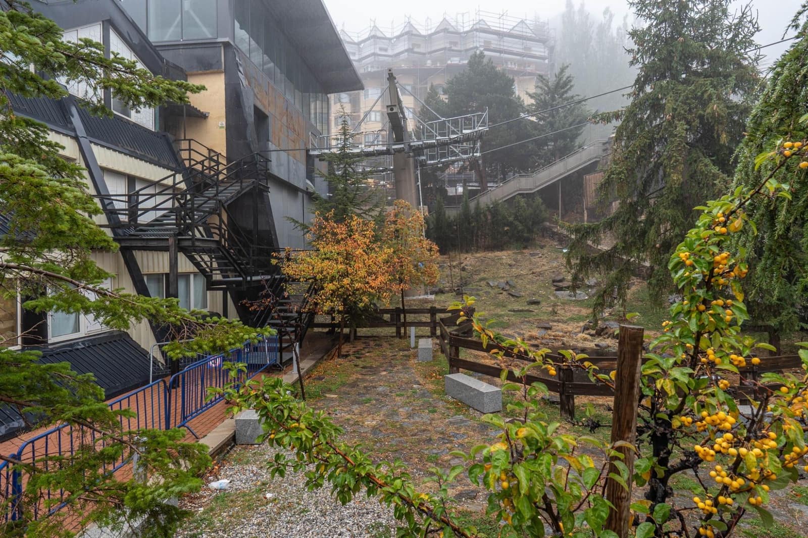 2 bedroom Apartment for sale in Sierra Nevada - € 185,000 (Ref: 9849299)