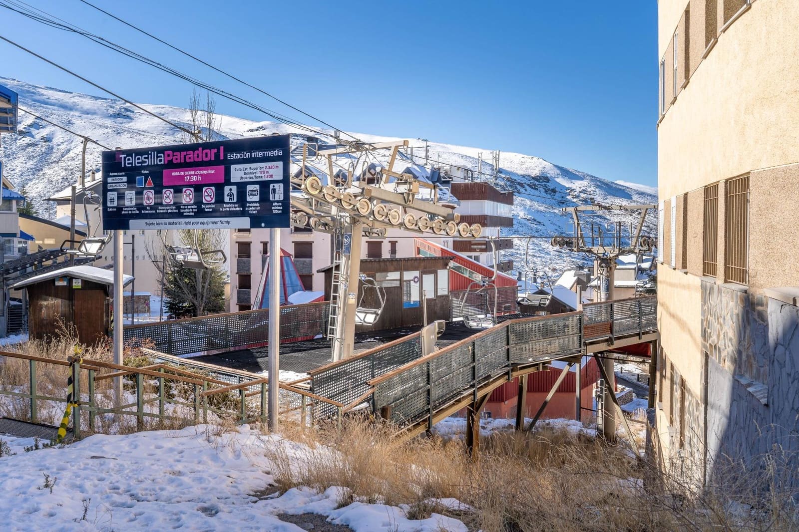 2 bedroom Apartment for sale in Sierra Nevada - € 185,000 (Ref: 9849299)
