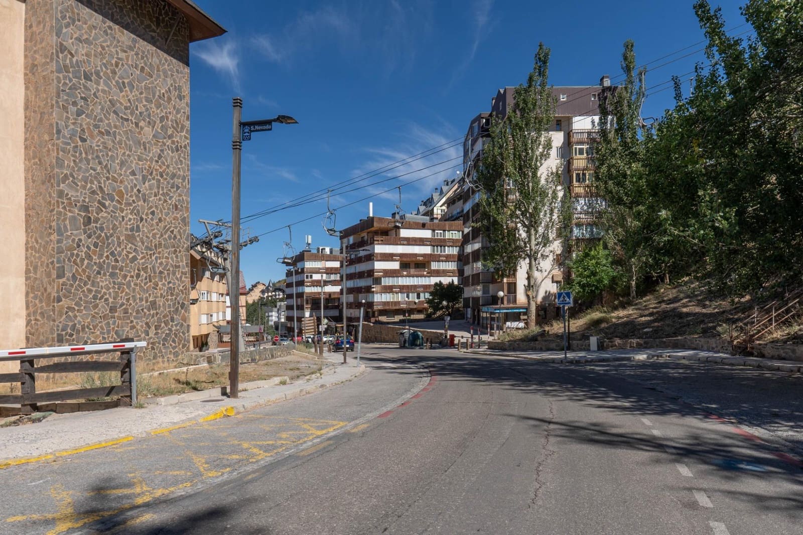 2 bedroom Apartment for sale in Sierra Nevada - € 185,000 (Ref: 9849299)