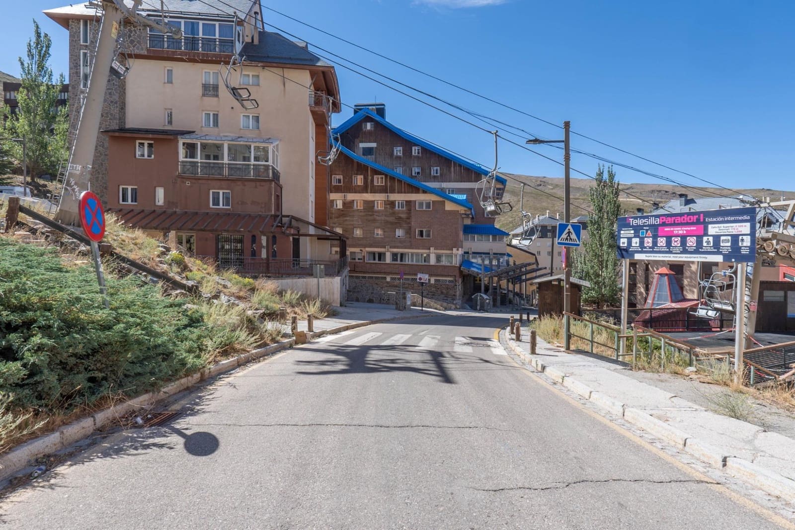 2 bedroom Apartment for sale in Sierra Nevada - € 185,000 (Ref: 9849299)