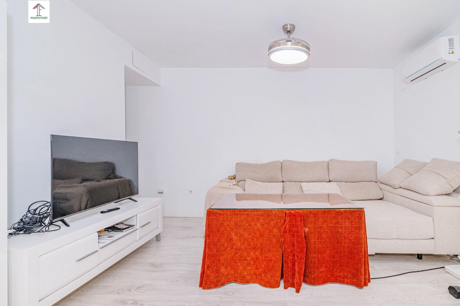 2 bedroom Apartment for sale in La Zubia with garage - € 195,000 (Ref: 9860051)