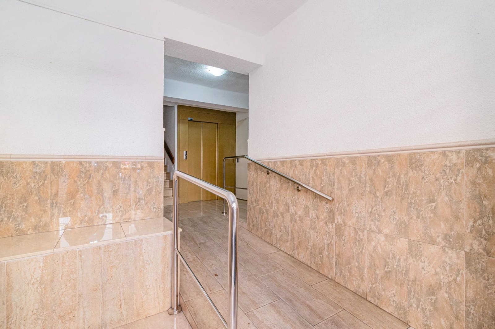 3 makuuhuone Asunto myytävänä paikassa Granada kaupunki - 360 000 € (Ref: 9866948)