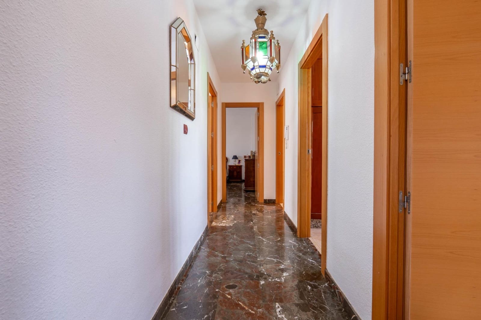 6 soverom Villa til salgs i Otura med svømmebasseng garasje - € 399 000 (Ref: 9868539)