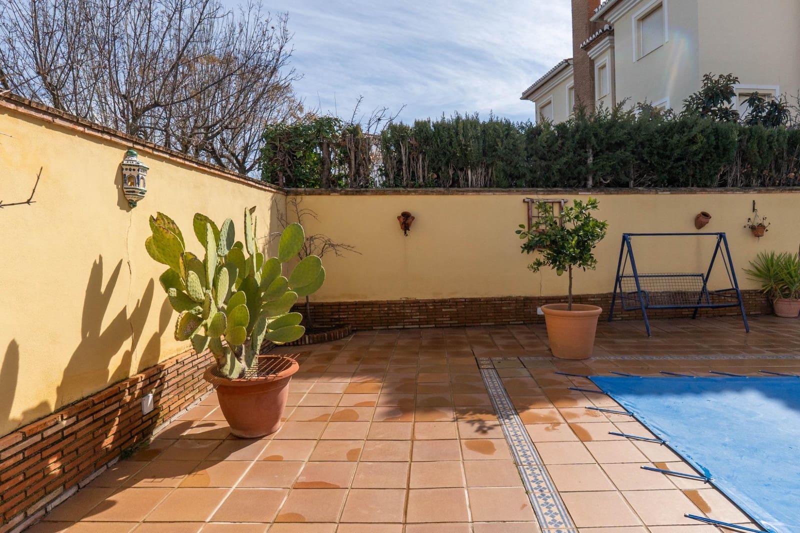 6 soverom Villa til salgs i Otura med svømmebasseng garasje - € 399 000 (Ref: 9868539)