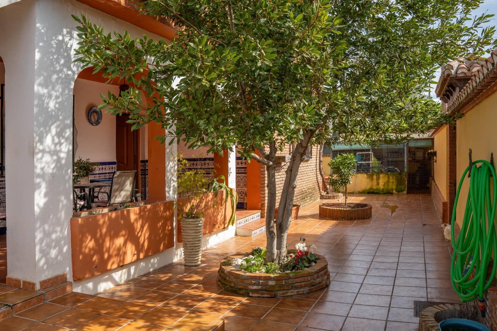 6 soverom Villa til salgs i Otura med svømmebasseng garasje - € 399 000 (Ref: 9868539)
