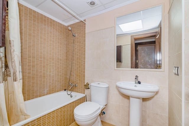 2 chambre Appartement à vendre à La Zubia - 140 000 € (Ref: 9868540)