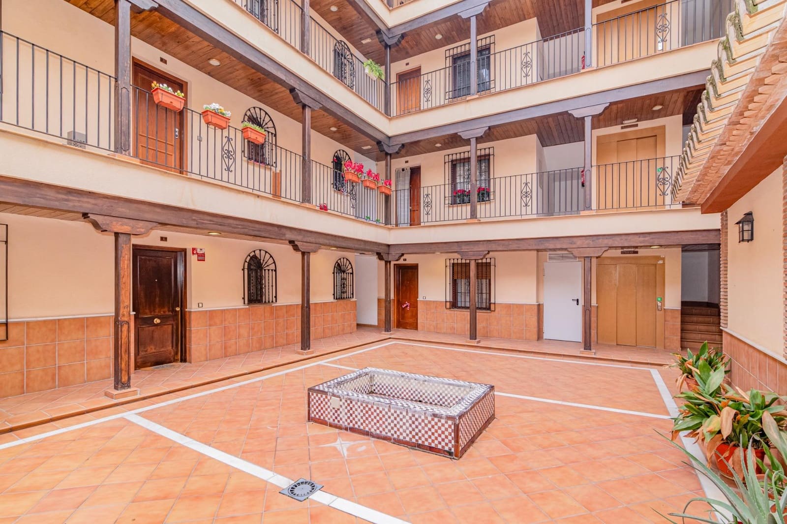 2 chambre Appartement à vendre à La Zubia - 140 000 € (Ref: 9868540)