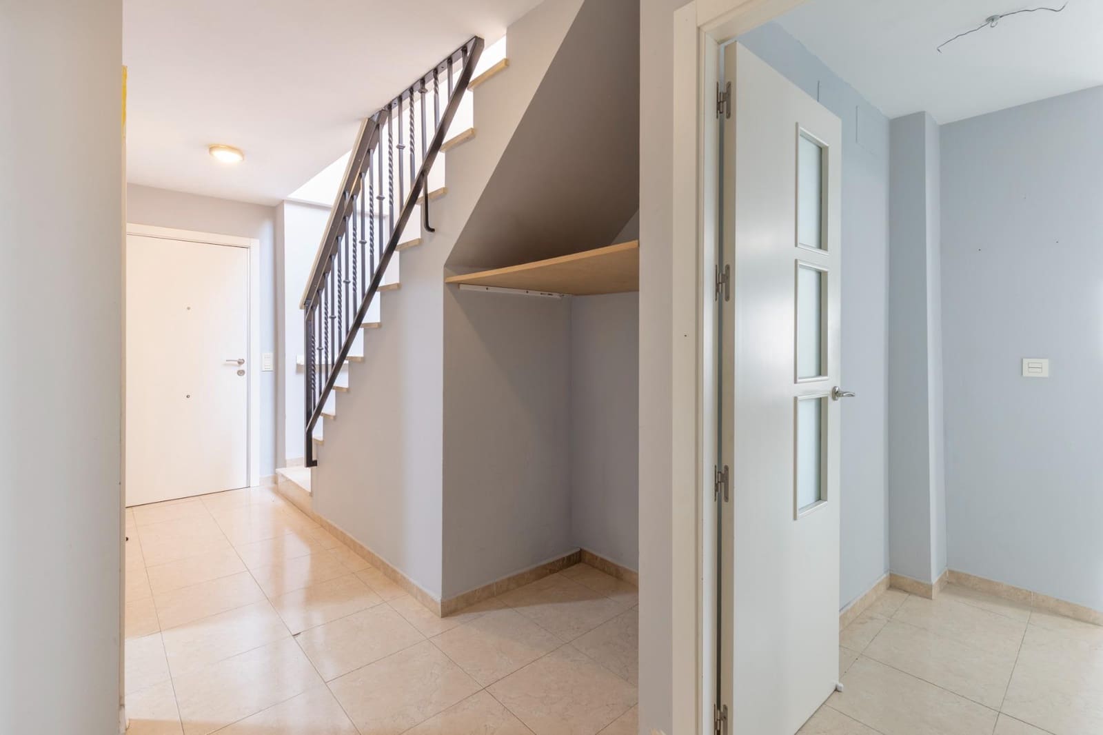 2 slaapkamer Penthouse te koop in Las Gabias - € 176.000 (Ref: 9868541)