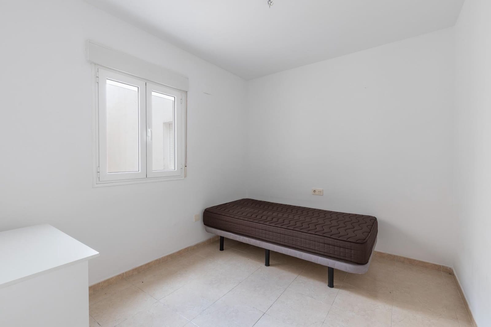 2 slaapkamer Penthouse te koop in Las Gabias - € 176.000 (Ref: 9868541)