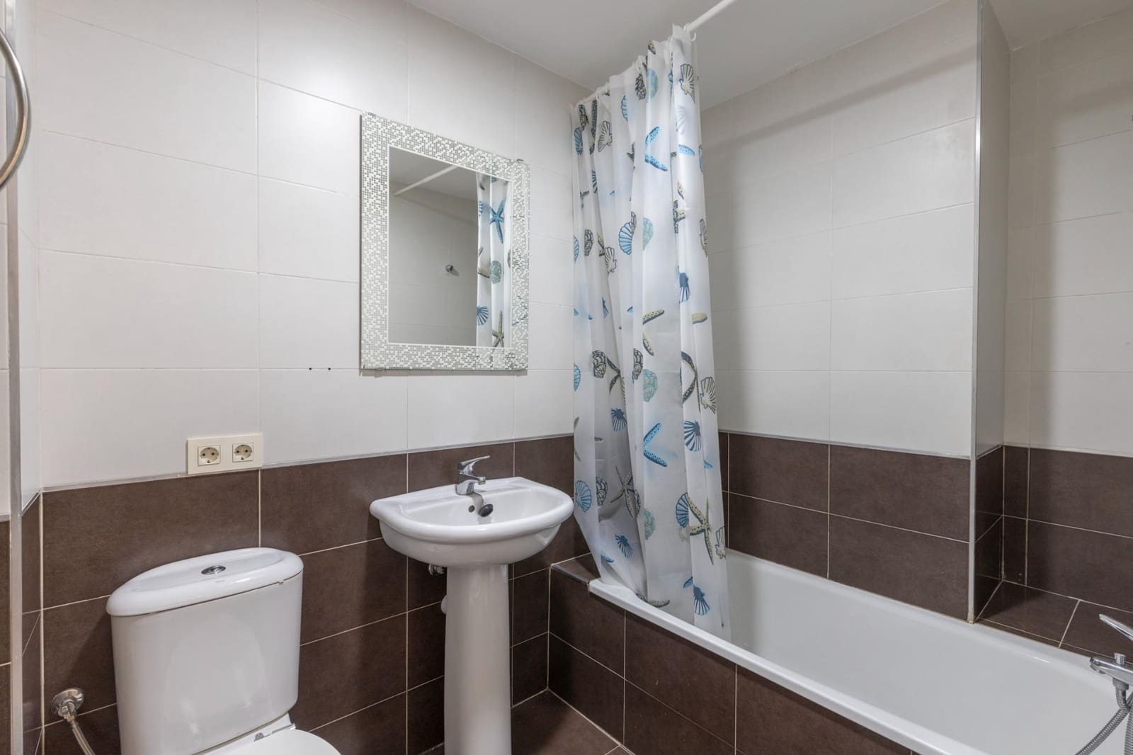 2 slaapkamer Penthouse te koop in Las Gabias - € 176.000 (Ref: 9868541)