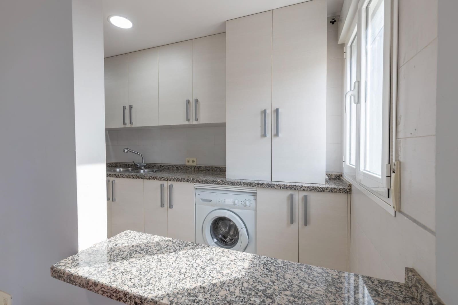 2 slaapkamer Penthouse te koop in Las Gabias - € 176.000 (Ref: 9868541)