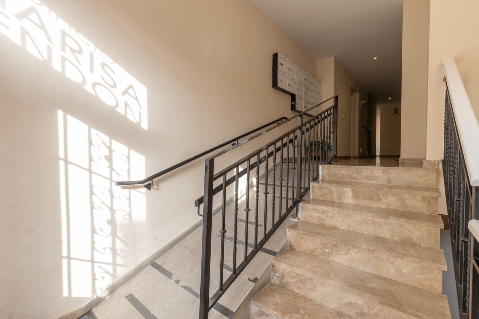 2 slaapkamer Penthouse te koop in Las Gabias - € 176.000 (Ref: 9868541)