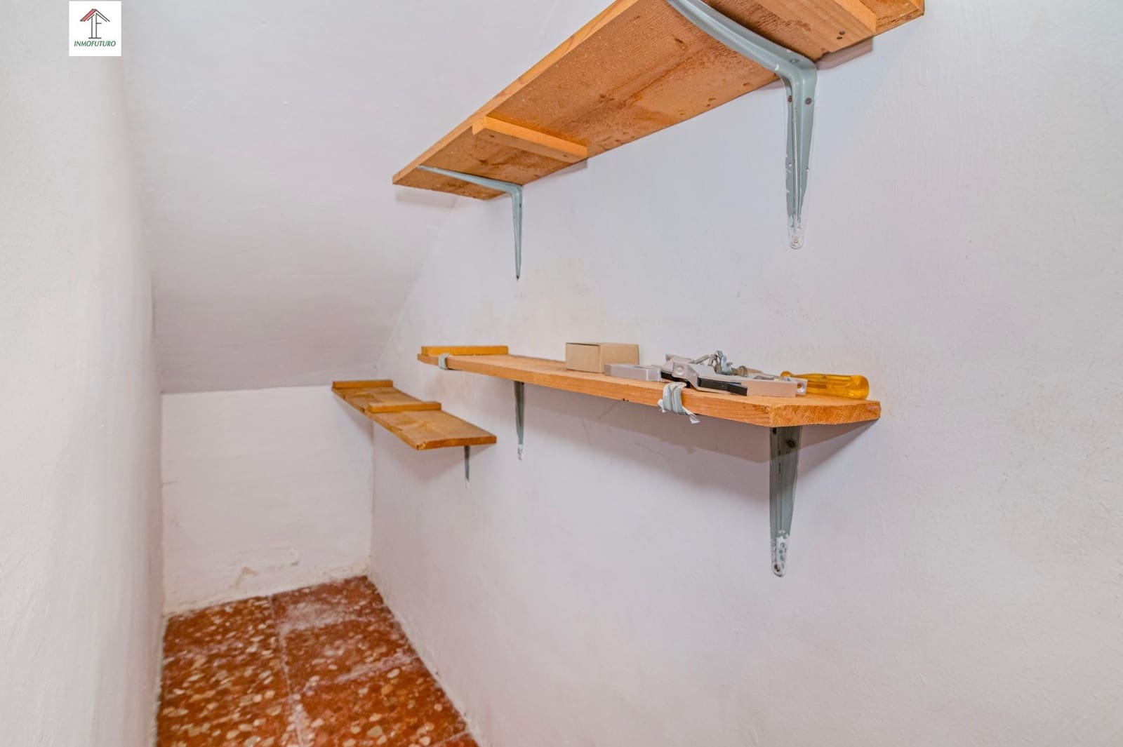 3 bedroom Townhouse for sale in Granada city with garage - € 198,000 (Ref: 9873439)