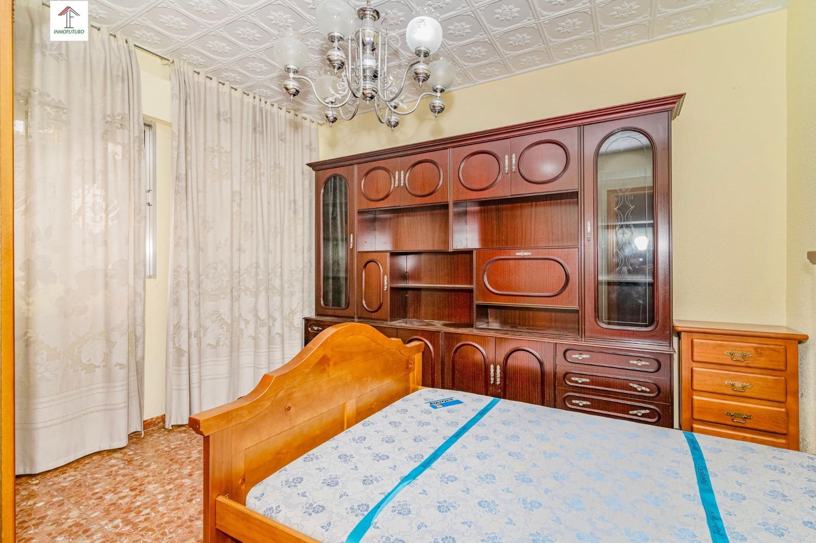 3 bedroom Townhouse for sale in Granada city with garage - € 198,000 (Ref: 9873439)
